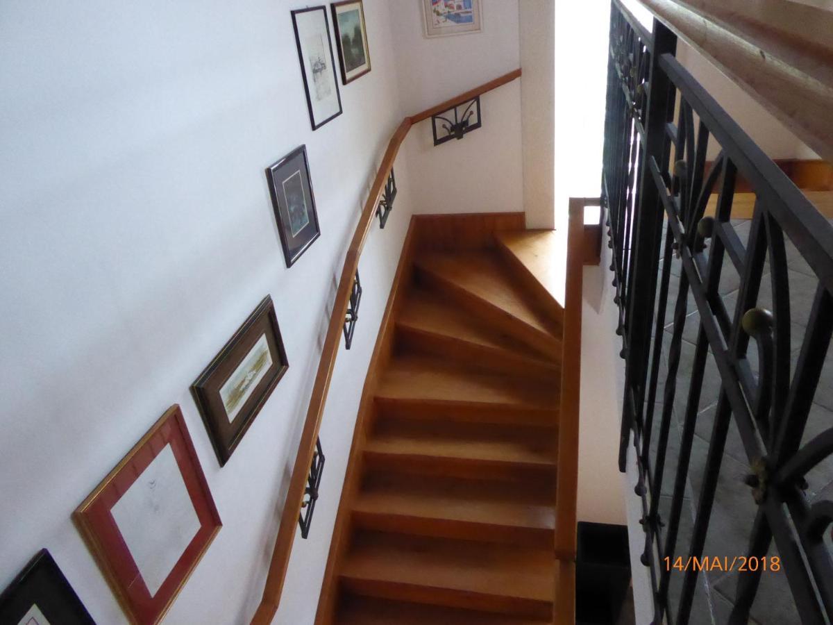 Apartmani Dubasnica Malinska Buitenkant foto