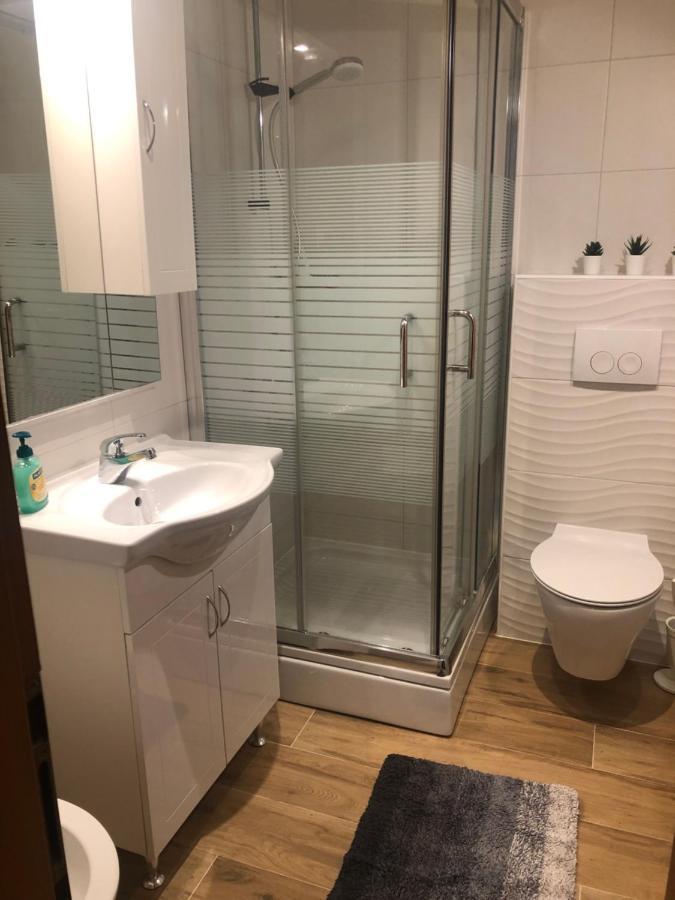 Apartmani Dubasnica Malinska Buitenkant foto