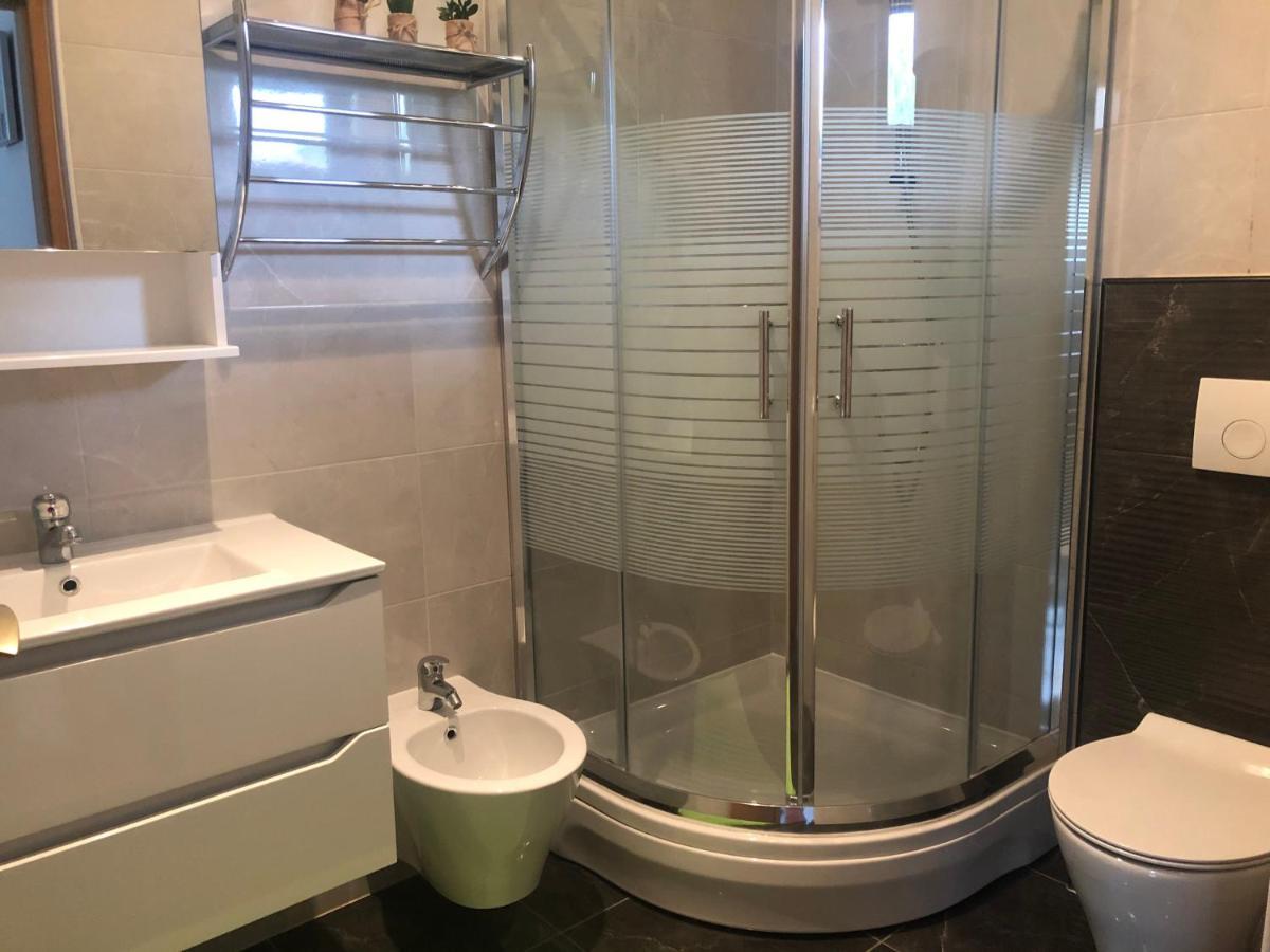 Apartmani Dubasnica Malinska Buitenkant foto